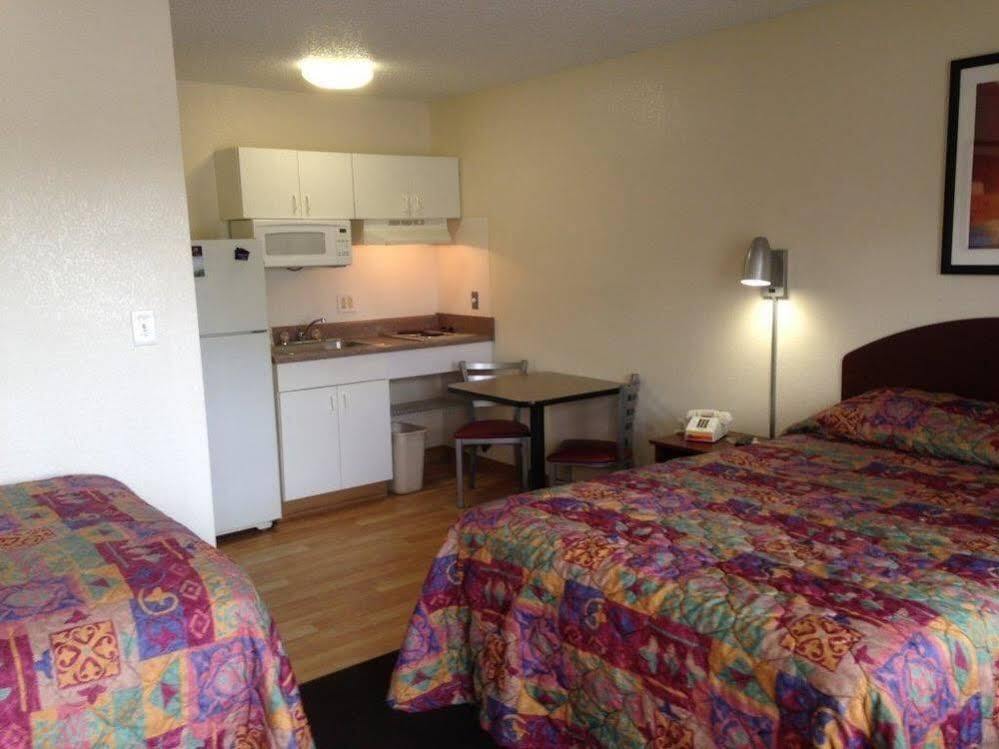 Intown Suites Extended Stay San Antonio Tx - Nacogdoches Road Exterior photo